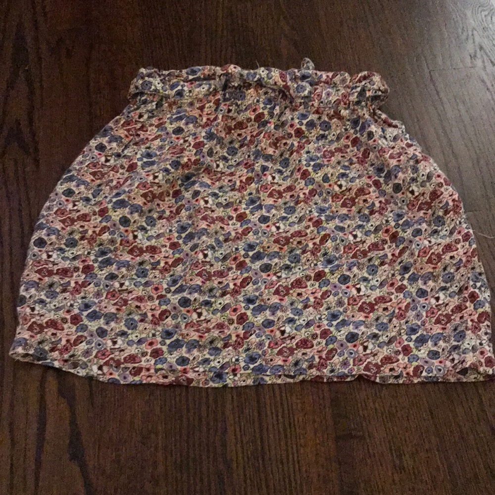 H&M Floral Mini Skirt Size 4 - Picture 2 of 2